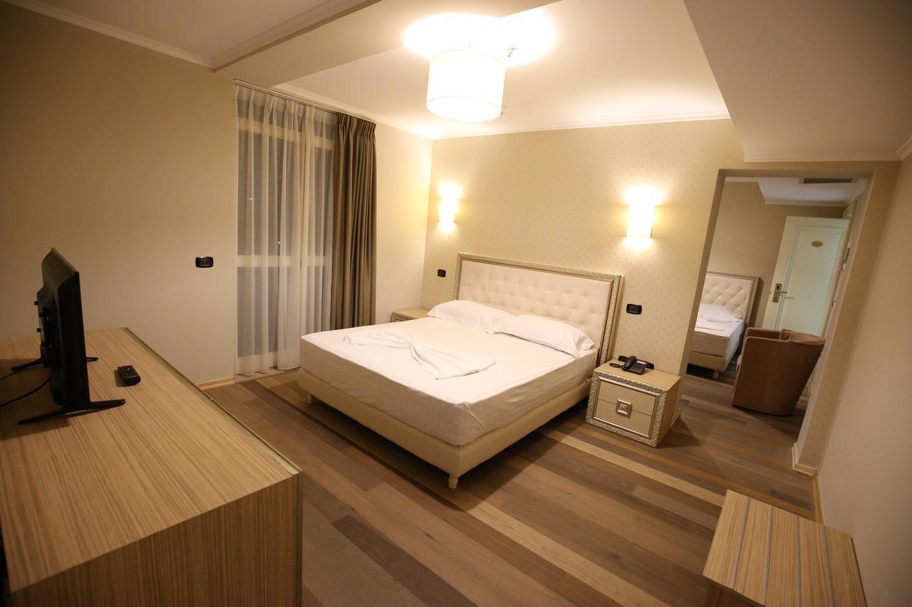 Germany Hotel Драч Екстериор снимка