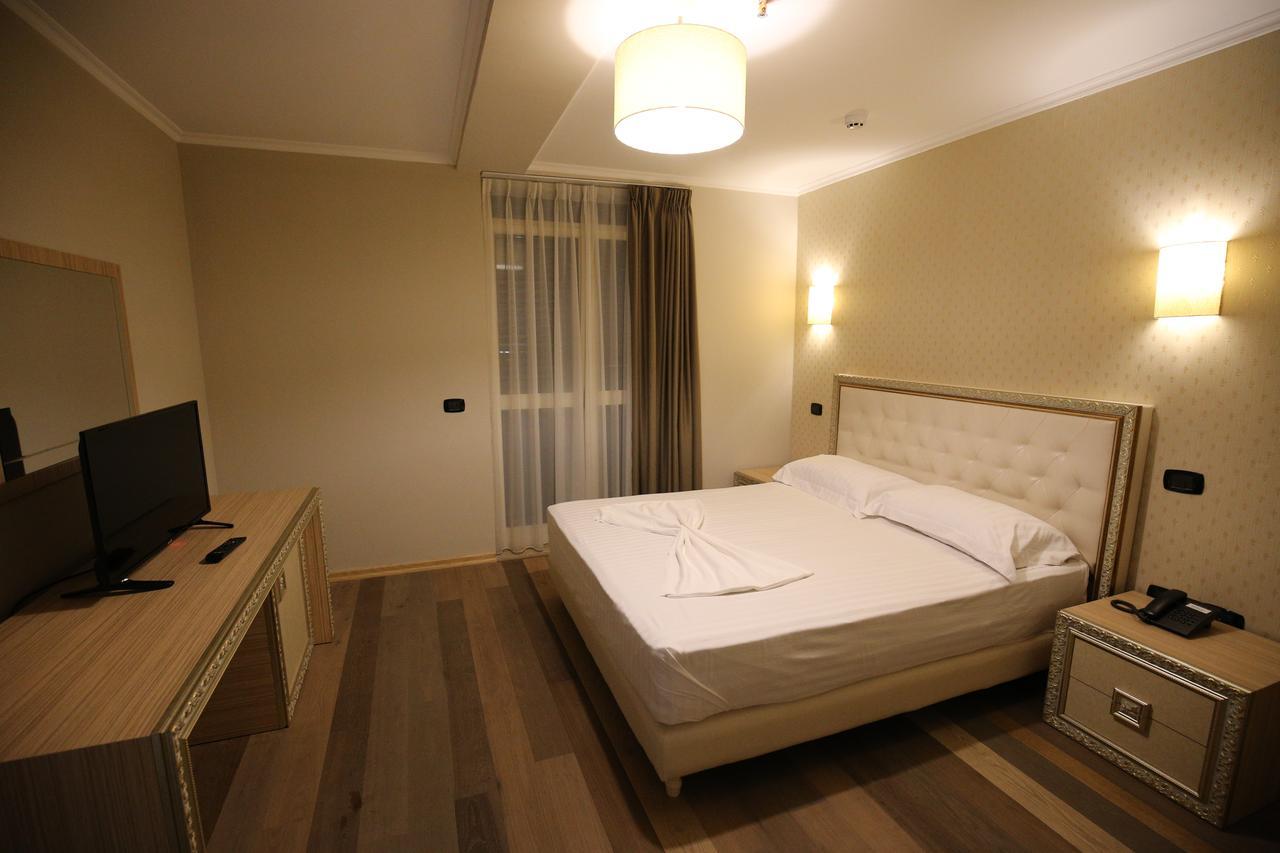 Germany Hotel Драч Екстериор снимка