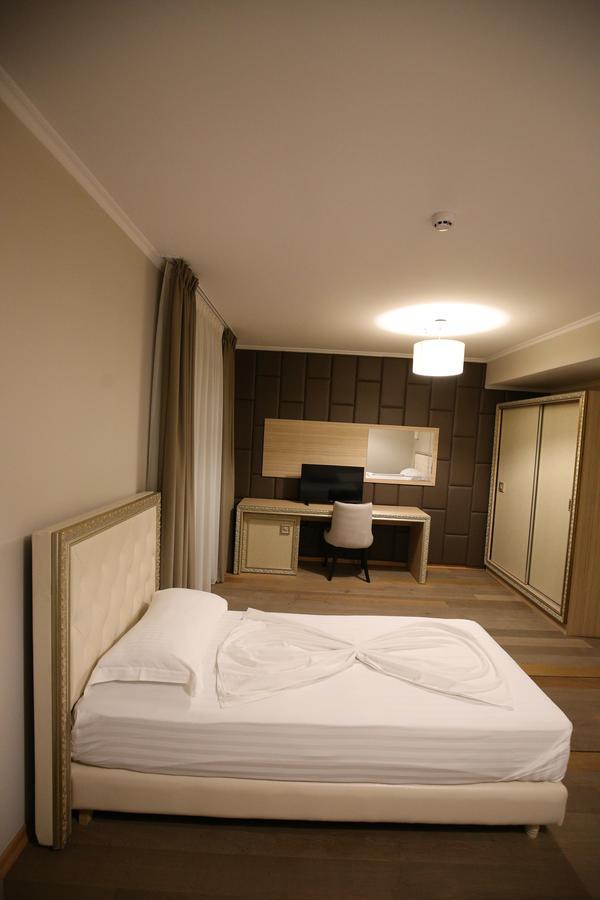 Germany Hotel Драч Екстериор снимка