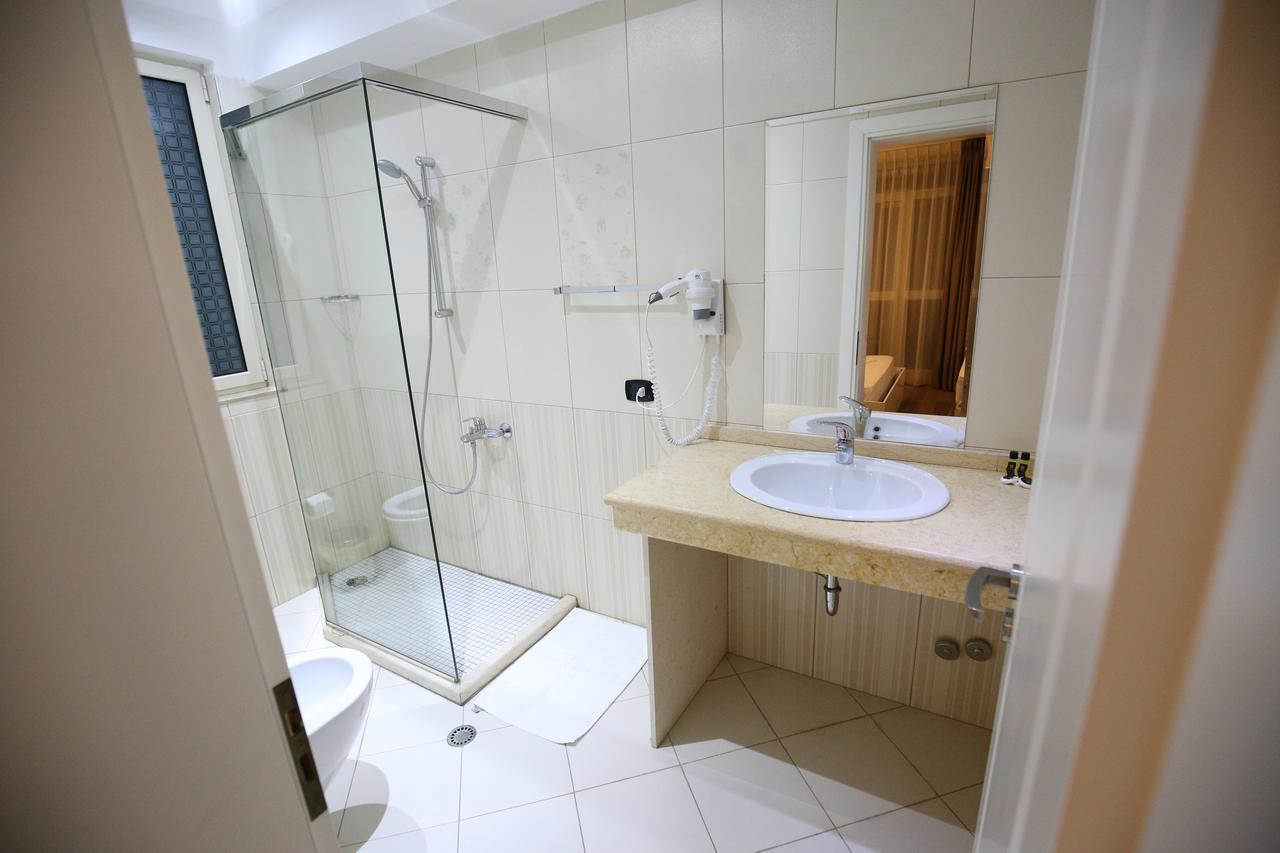 Germany Hotel Драч Екстериор снимка